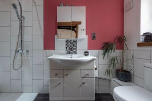 Photo 4- click for photo gallery